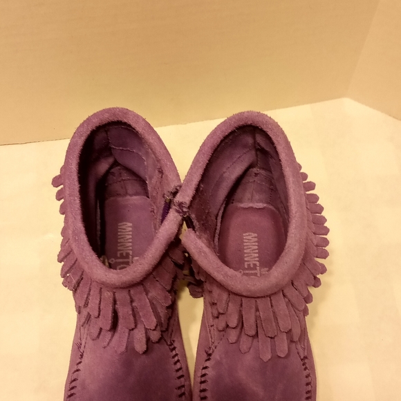 Minnetonka moccasins children's double fringe ankle boot purple size 12 - Picture 3 of 7